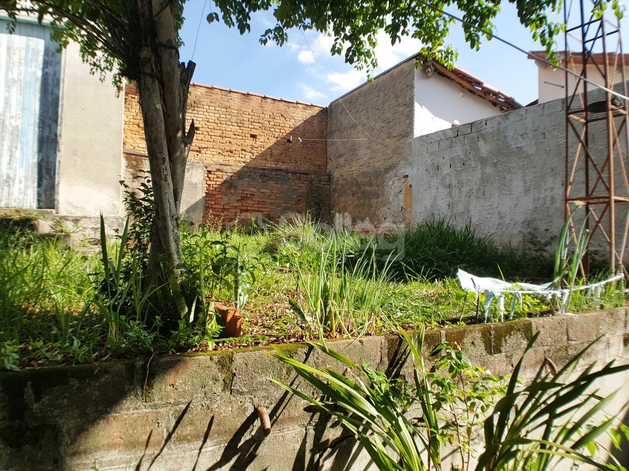 Casa à venda no Centro: 