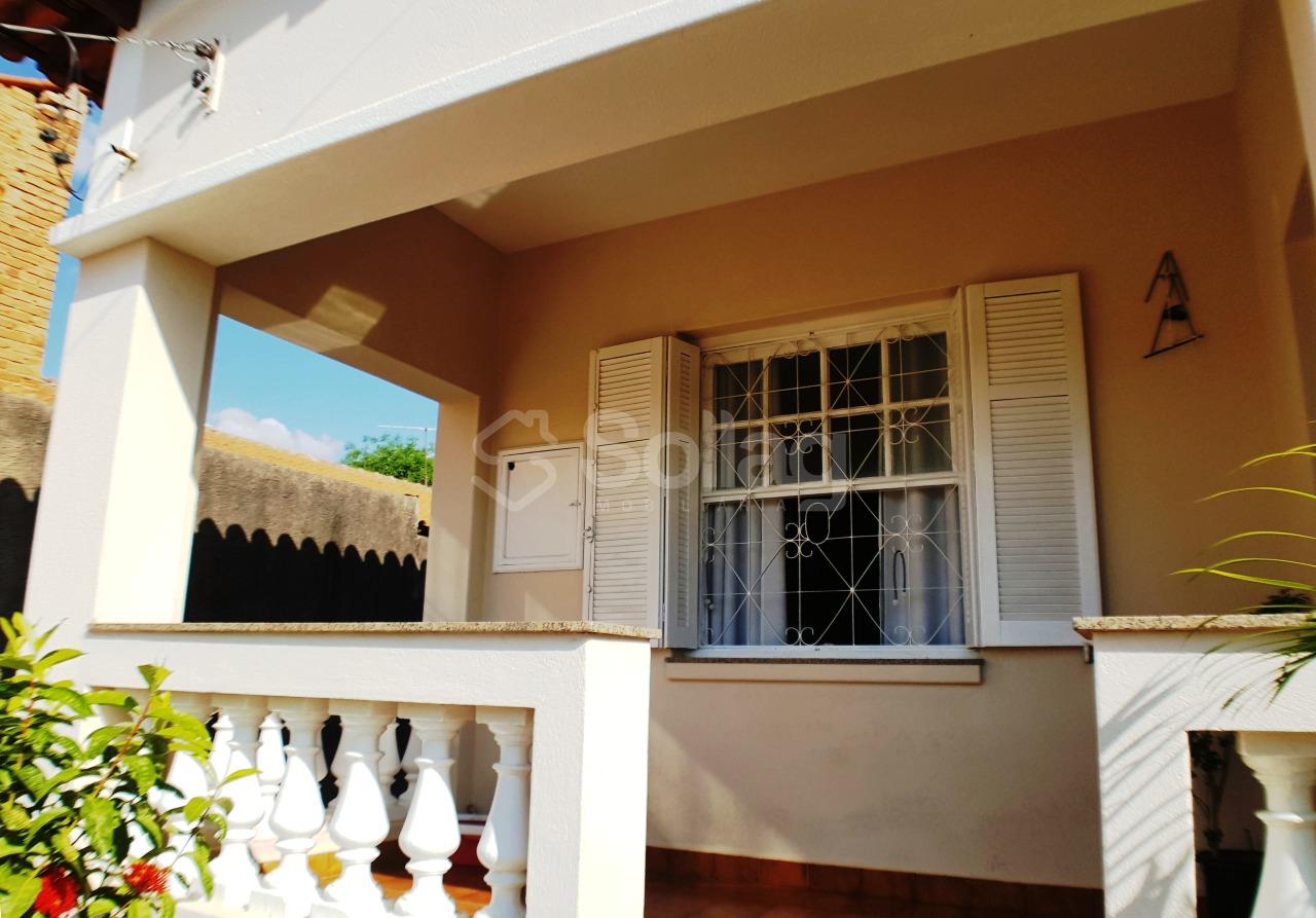 Casa à venda no Centro: 