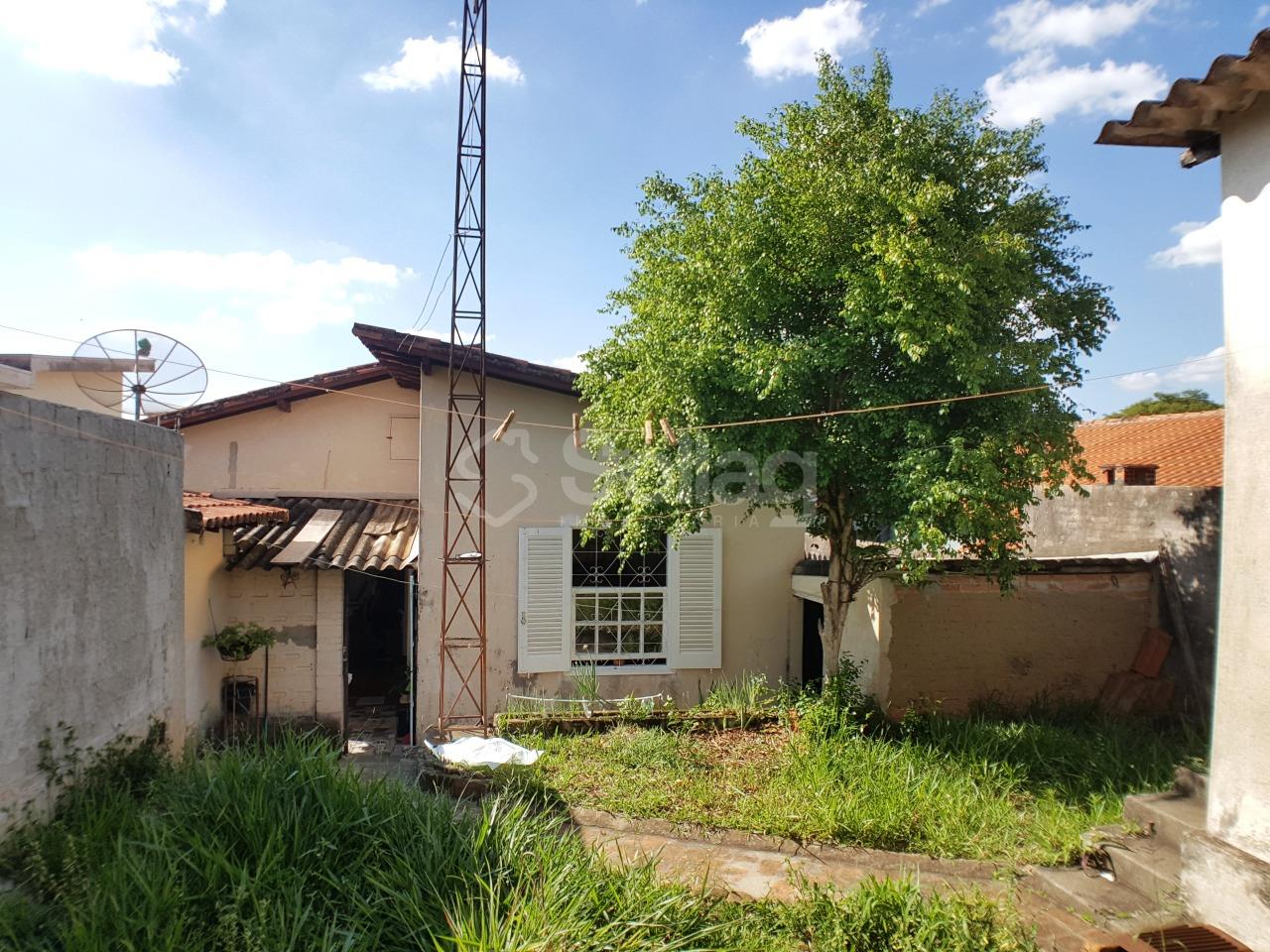 Casa à venda no Centro: 