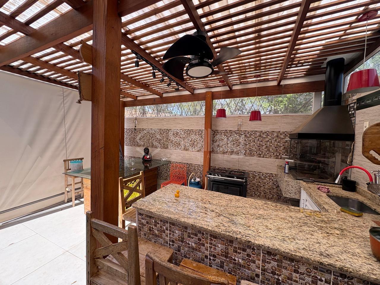 Casa em condomínio à venda no Residencial Portal do Bosque: 