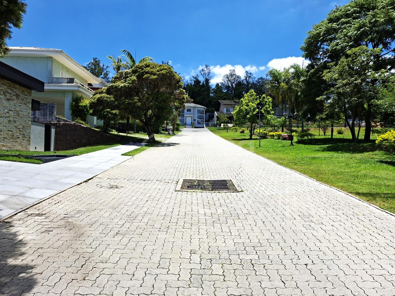 Terreno em condomínio à venda no Condomínio Jardim Europa: 