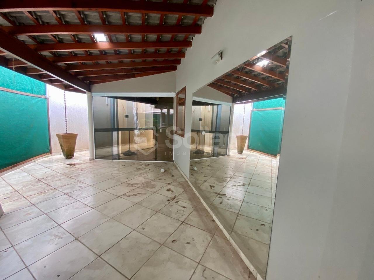 Casa em condomínio à venda no Condomínio Bosques de Grevílea: