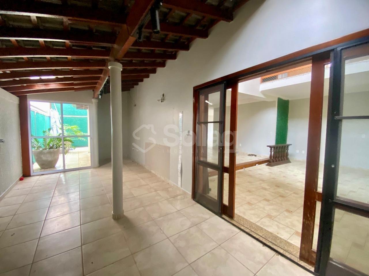 Casa em condomínio à venda no Condomínio Bosques de Grevílea: