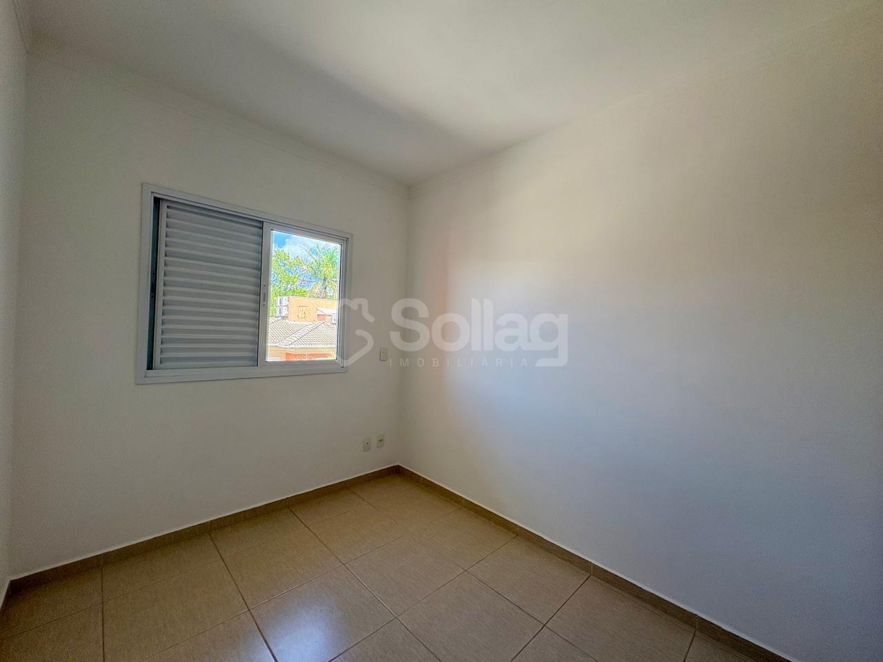 Casa em condomínio à venda no Pinheirinho: 