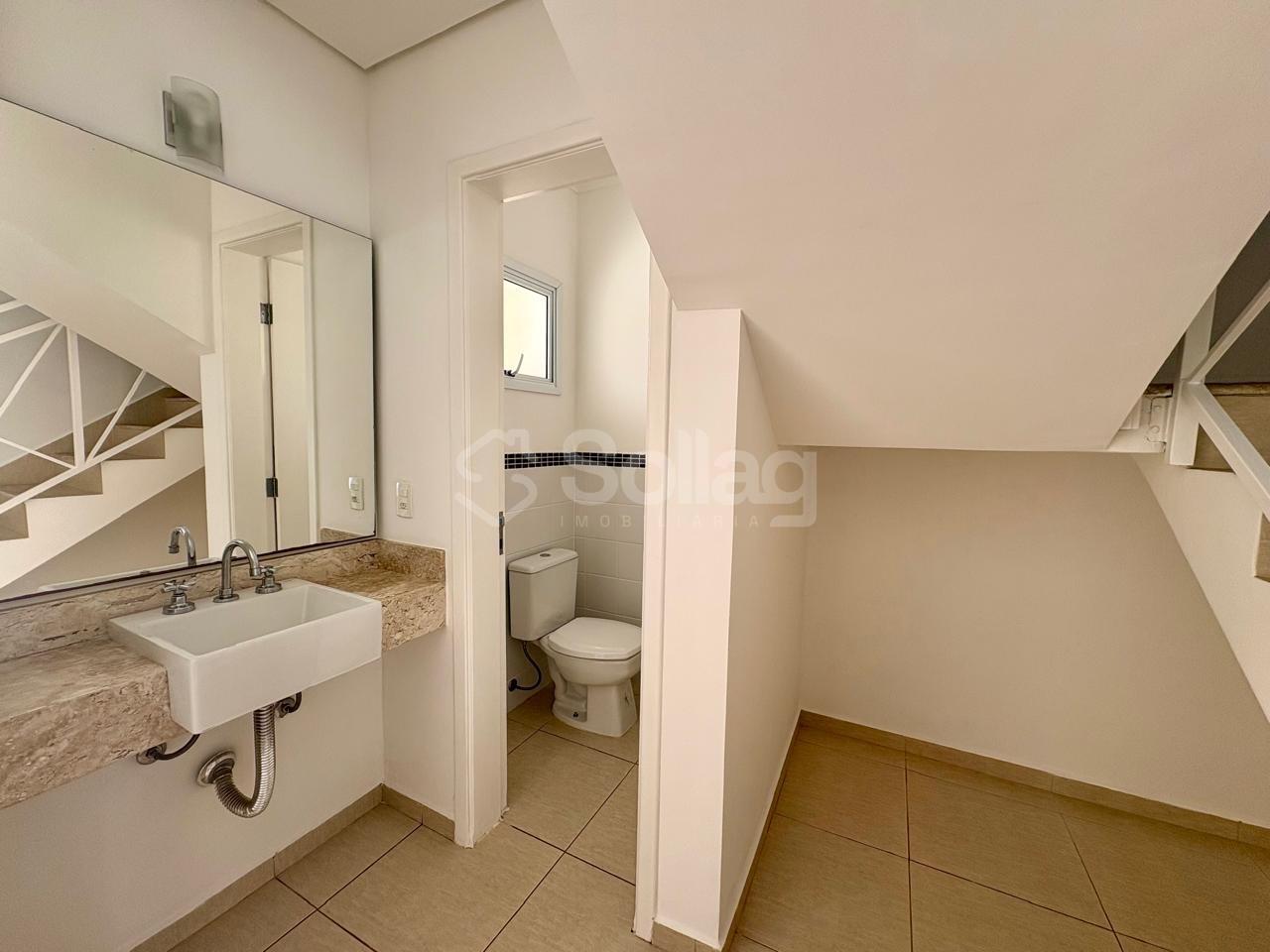 Casa em condomínio à venda no Pinheirinho: 