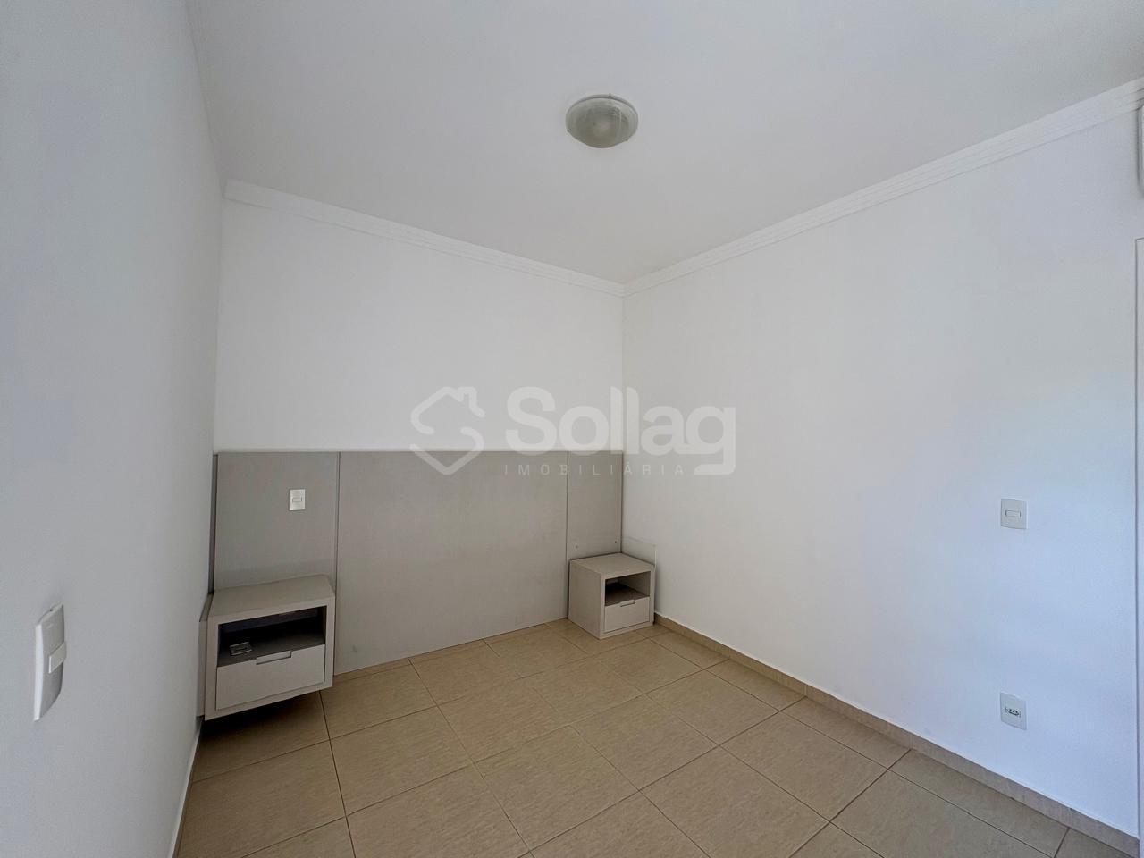 Casa em condomínio à venda no Pinheirinho: 