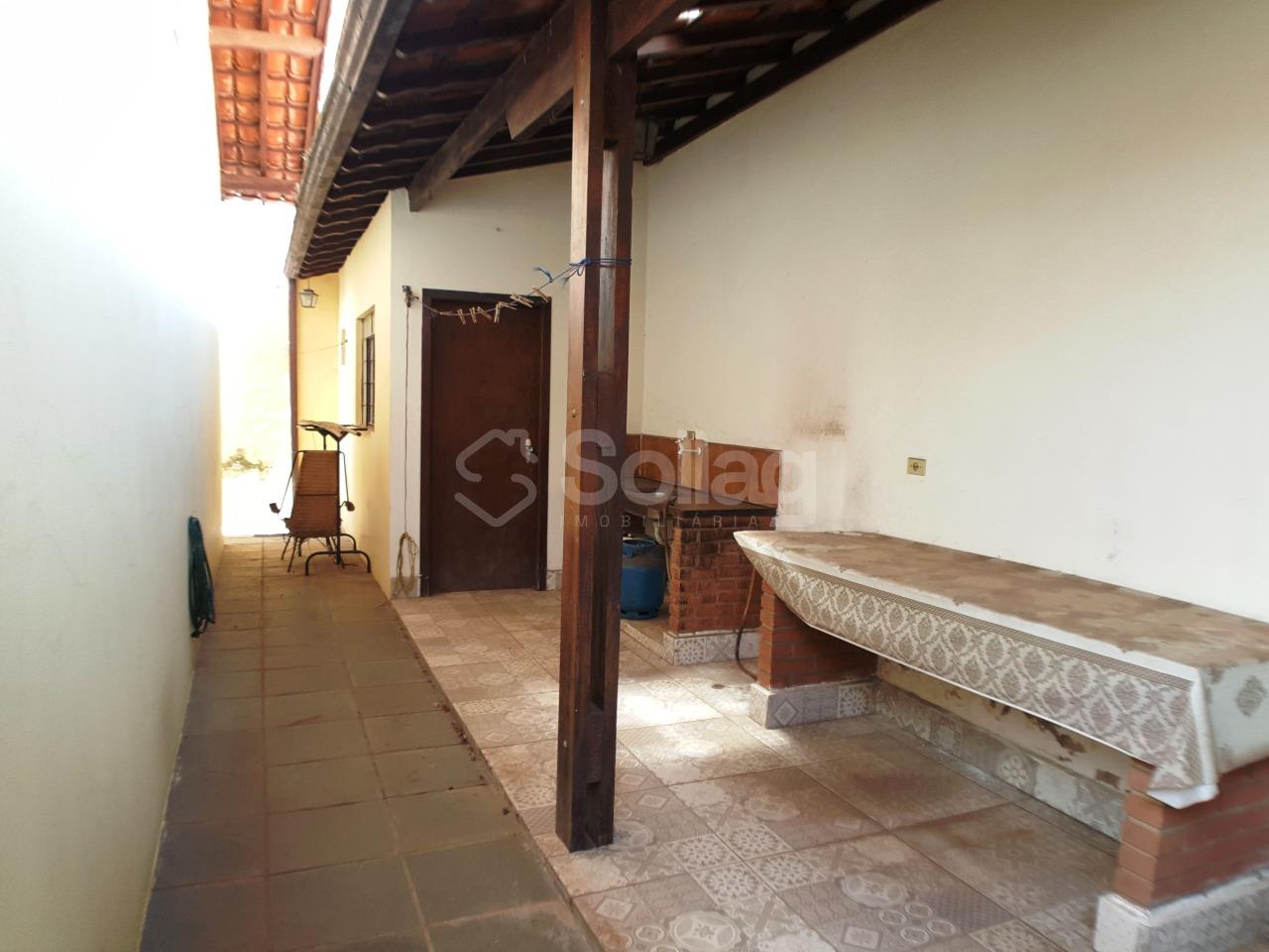 Casa à venda no Centro: 