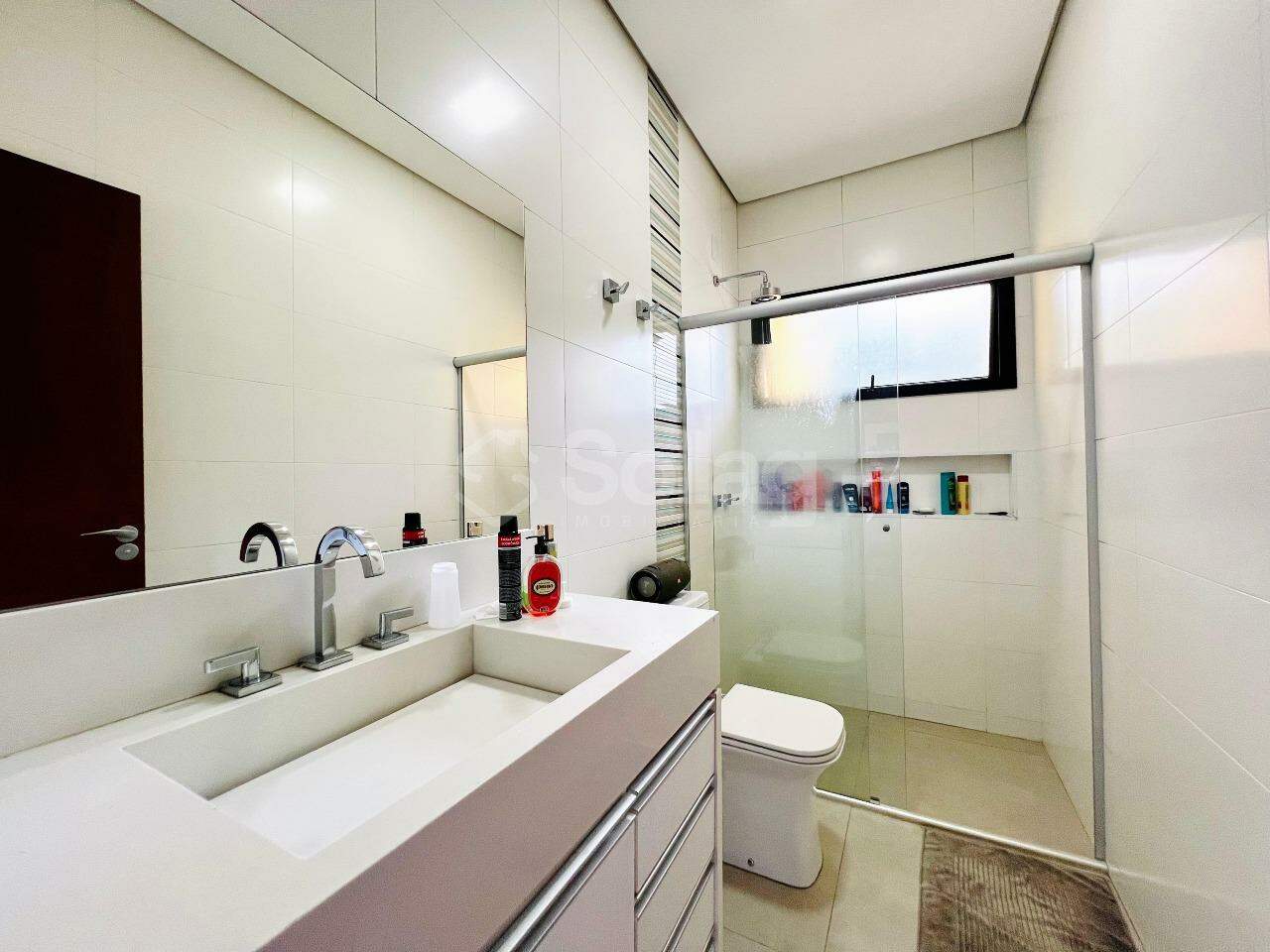 Casa em condomínio à venda no Condomínio Reserva dos Vinhedos: 