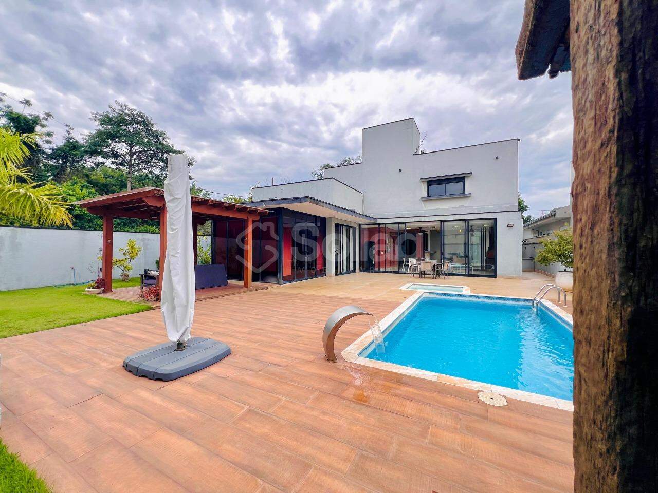 Casa em condomínio à venda no Condomínio Reserva dos Vinhedos: 