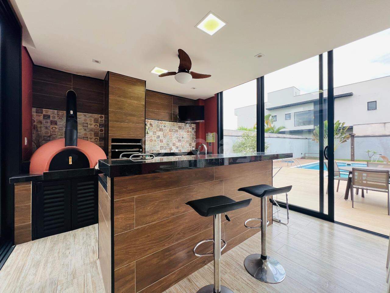 Casa em condomínio à venda no Condomínio Reserva dos Vinhedos: 