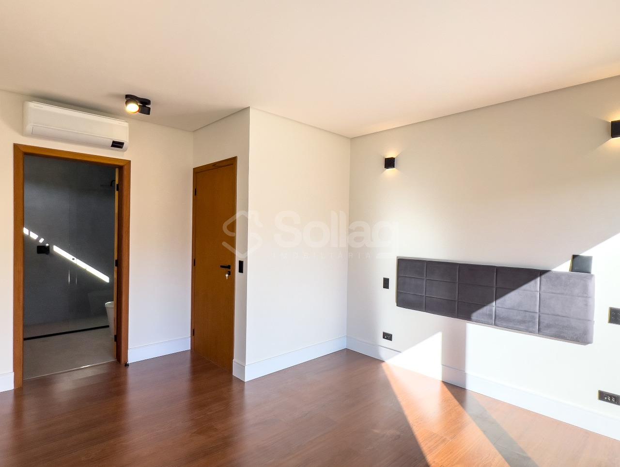 Casa em condomínio para aluguel no Recanto das Palmas: 