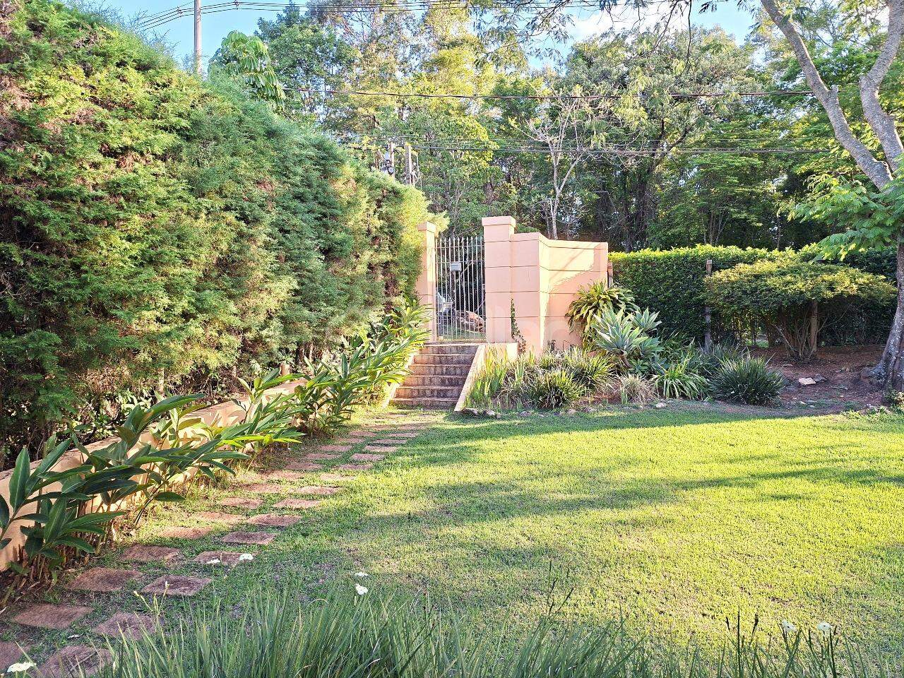 Casa em condomínio à venda no Condomínio Vale da Santa Fé: 
