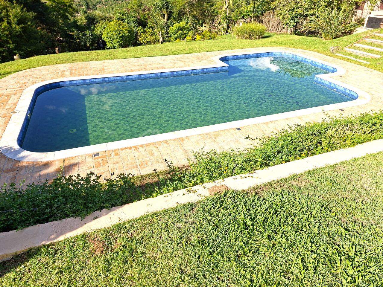 Casa em condomínio à venda no Condomínio Vale da Santa Fé: 