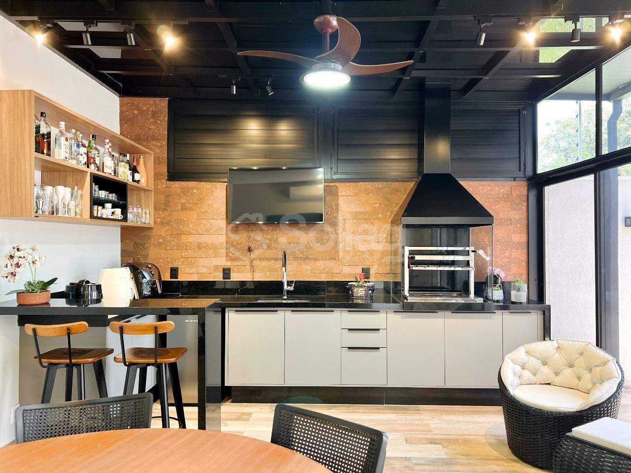 Casa em condomínio à venda no Jardim Paiquerê: 