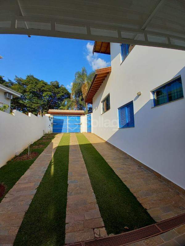 Casa em condomínio à venda no Vale do Itamaracá: 