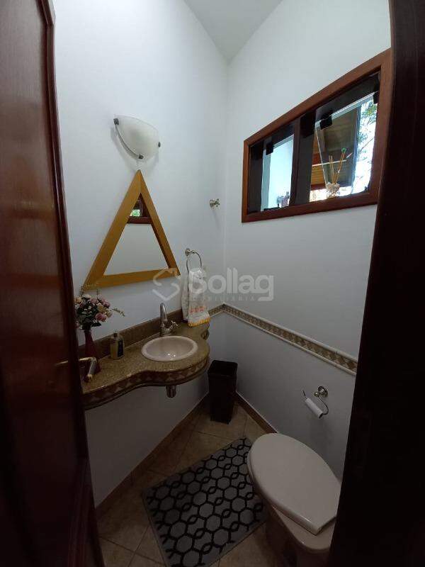 Casa em condomínio à venda no Vale do Itamaracá: 