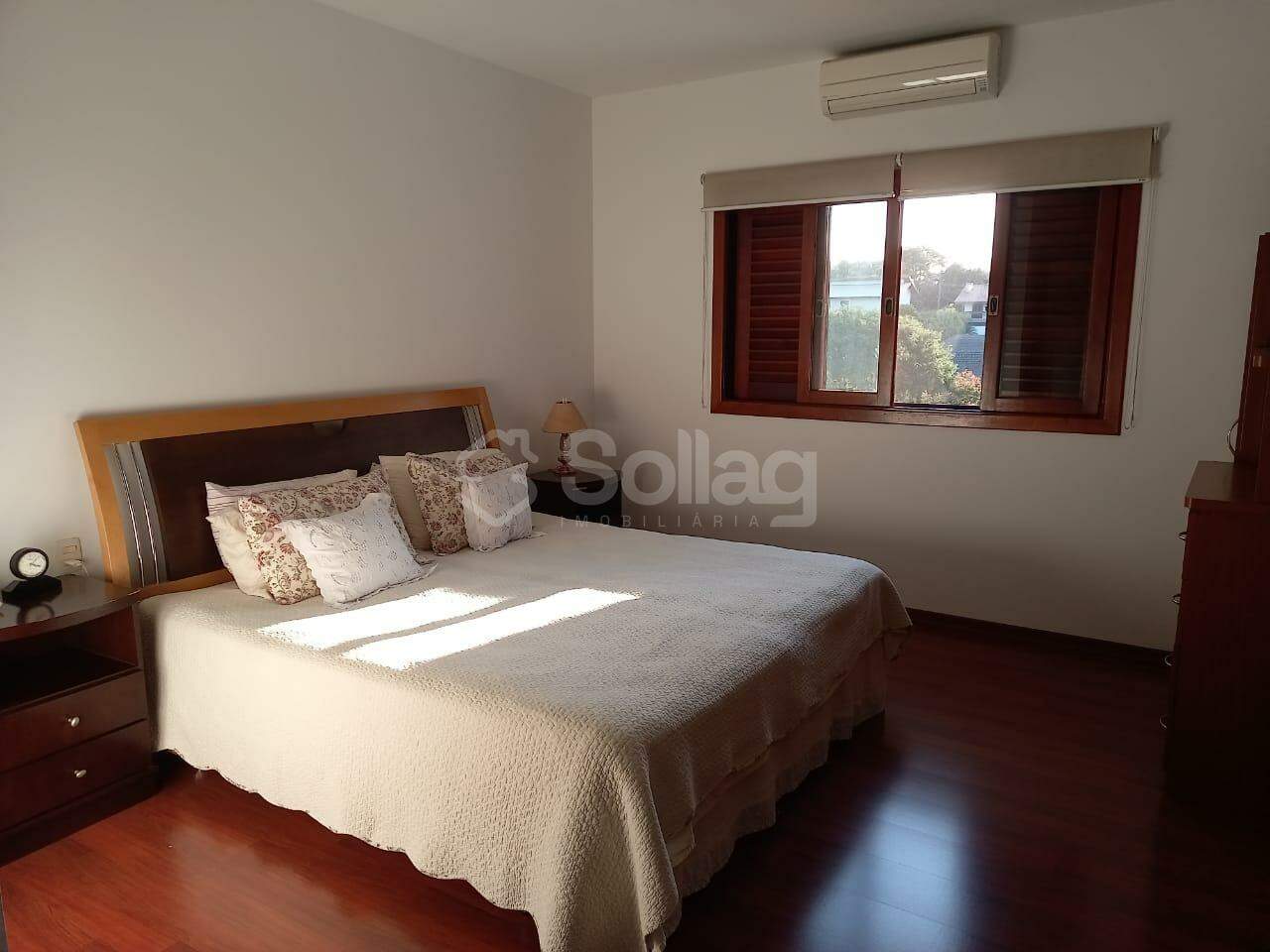 Casa em condomínio à venda no Vale do Itamaracá: 