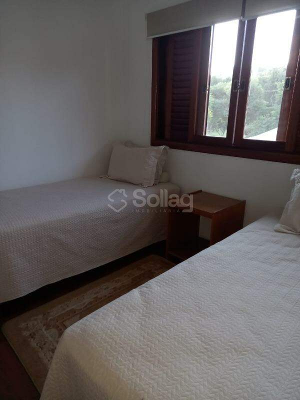 Casa em condomínio à venda no Vale do Itamaracá: 