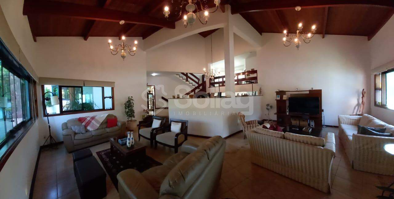 Casa em condomínio à venda no Vale do Itamaracá: 