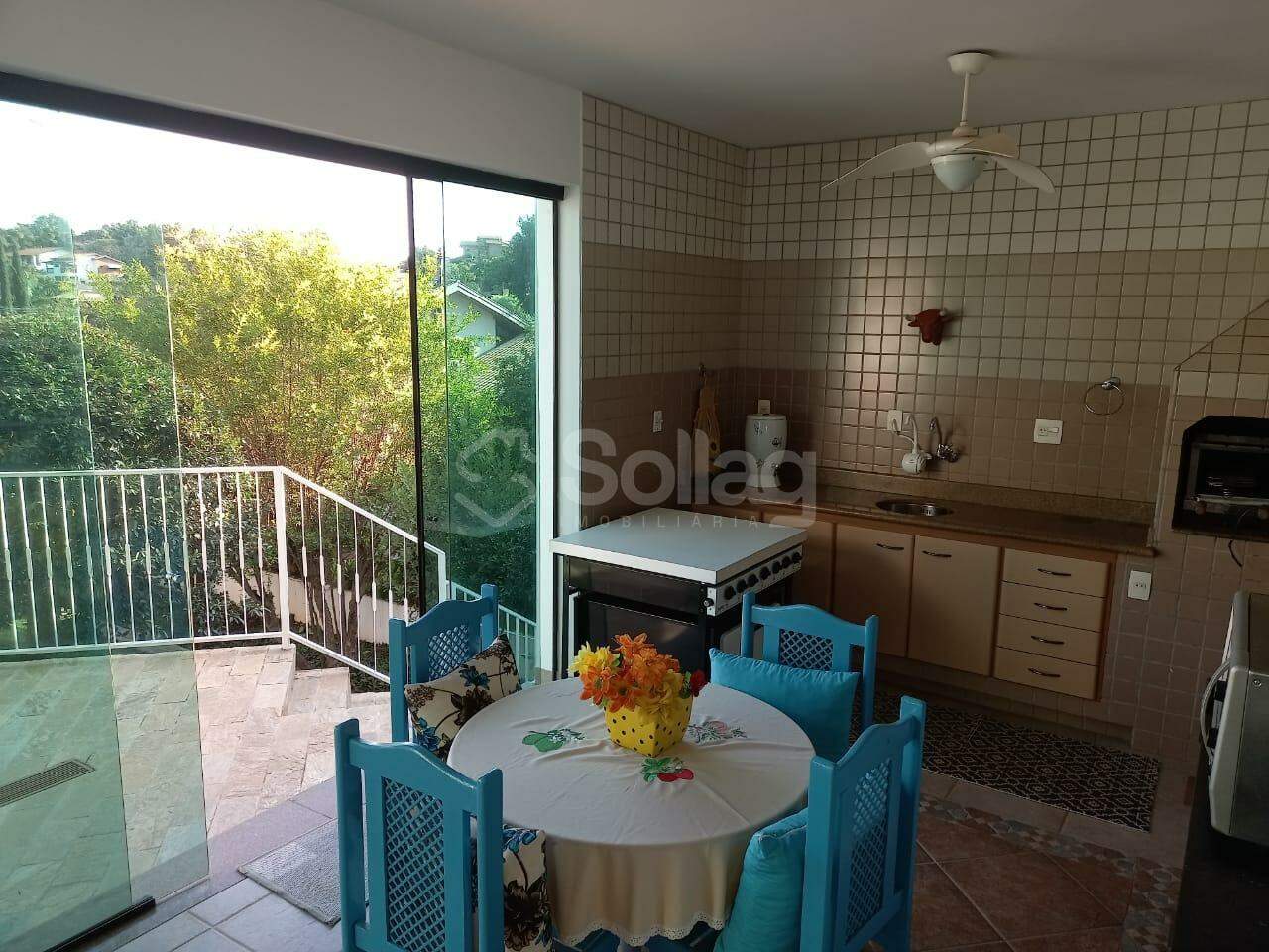 Casa em condomínio à venda no Vale do Itamaracá: 