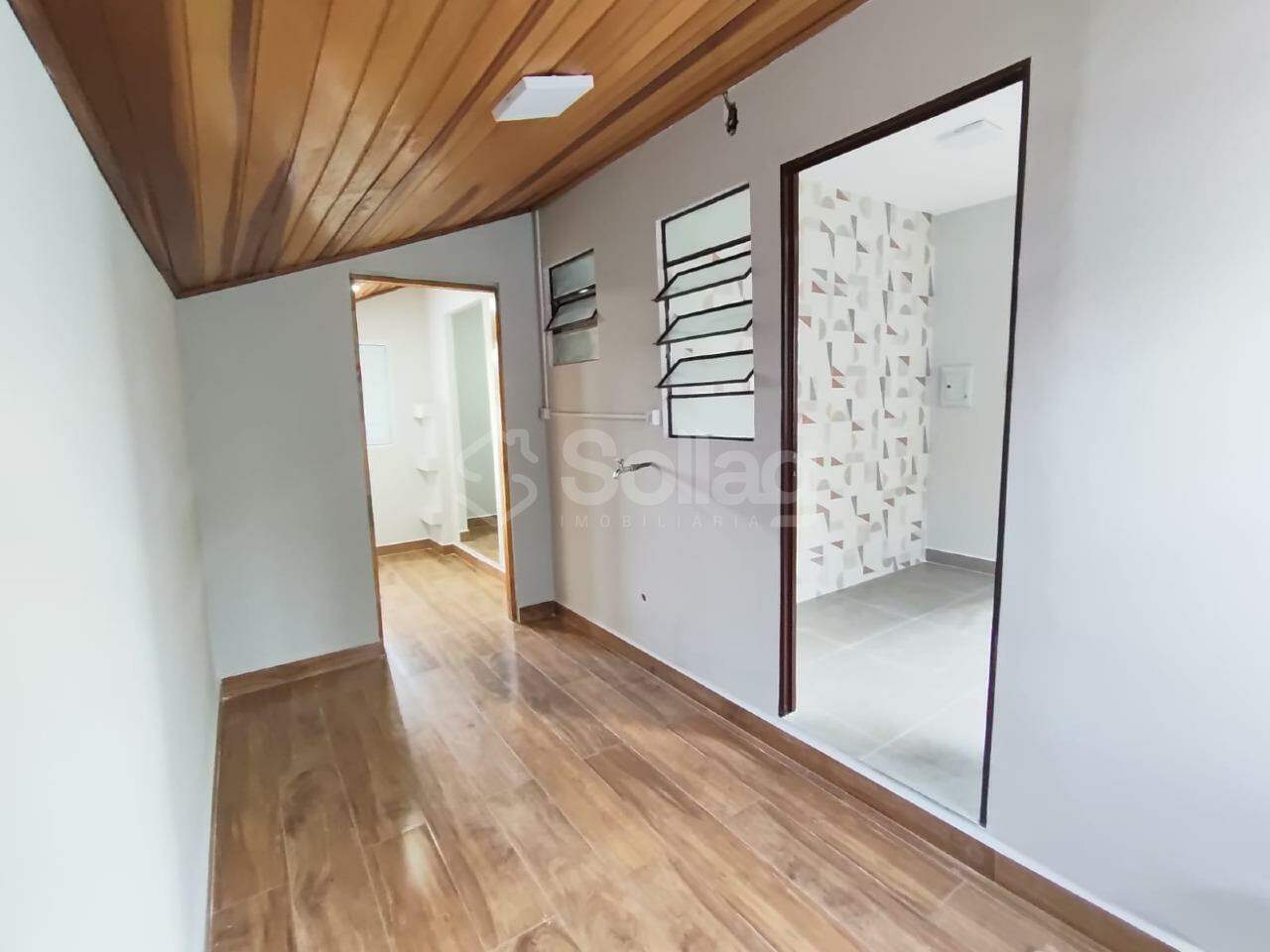 Casa para aluguel no Jardim das Figueiras: