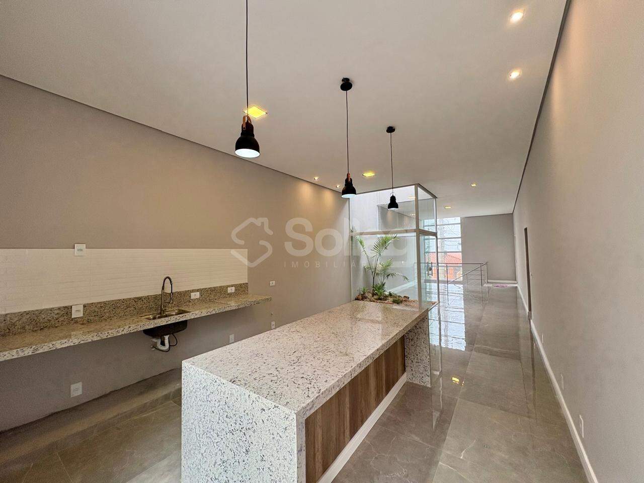 Casa à venda no Pinheirinho: 