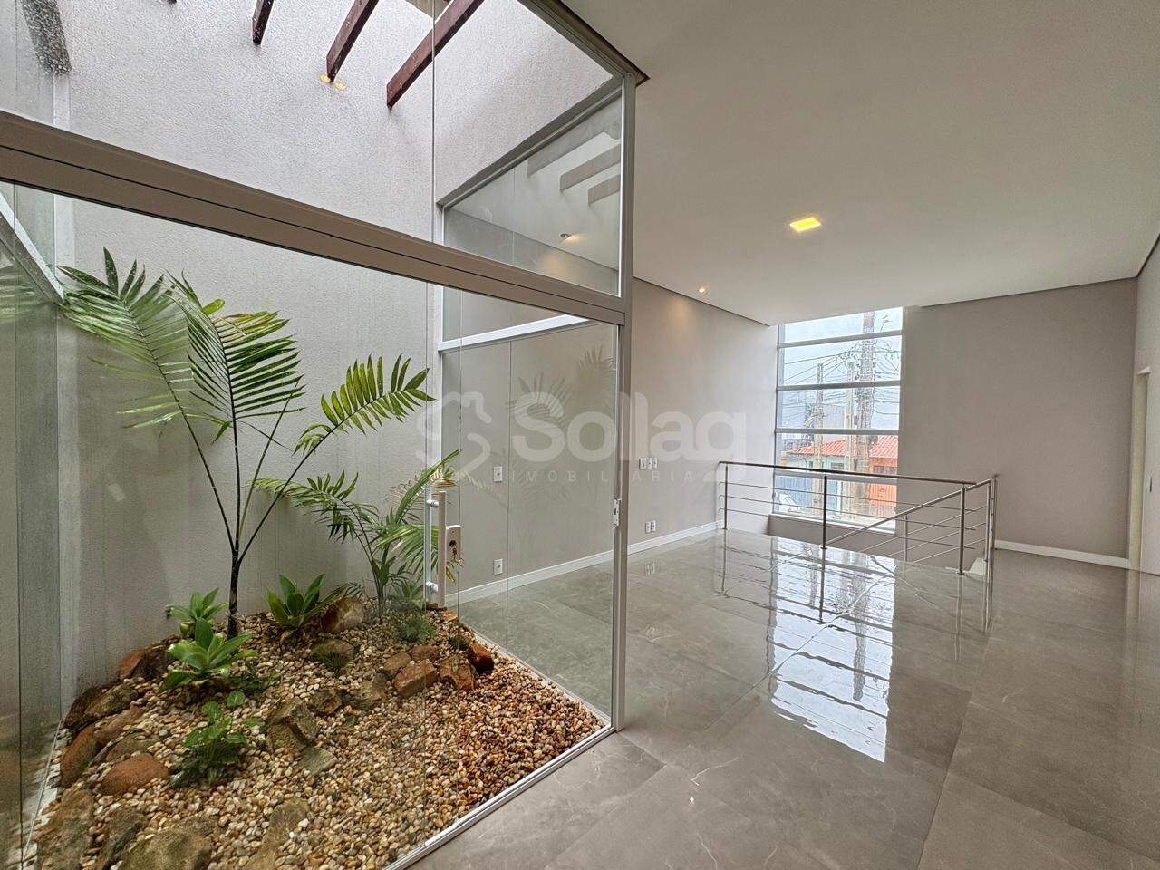 Casa à venda no Pinheirinho: 