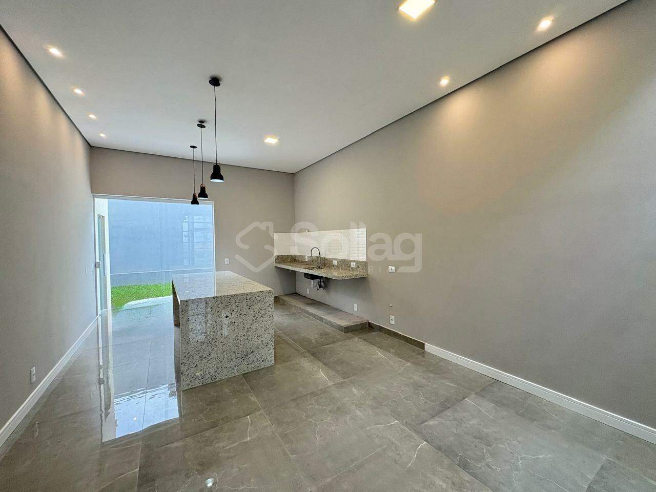 Casa à venda no Pinheirinho: 