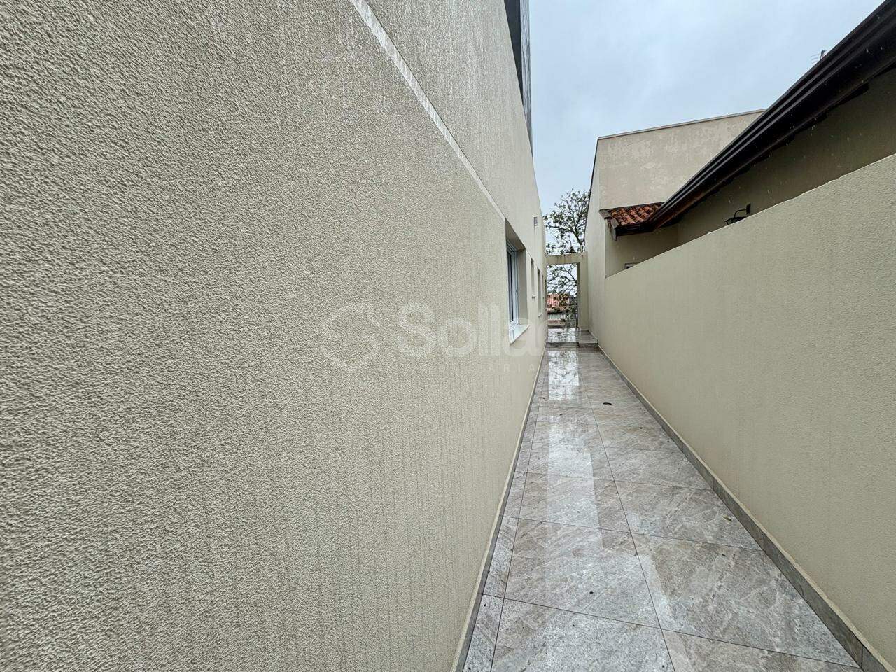 Casa à venda no Pinheirinho: 