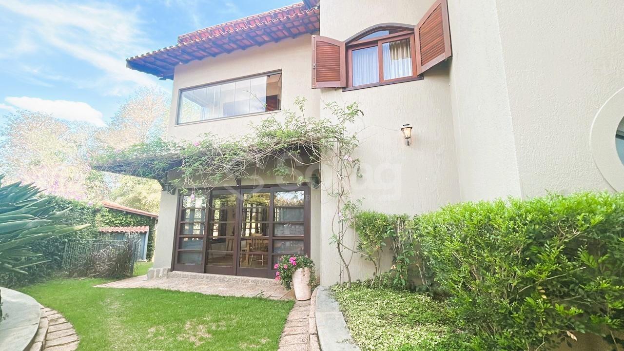 Casa à venda no Residencial Recanto dos Canjaranas: 