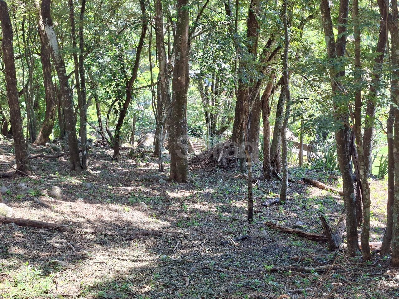 Terreno em condomínio à venda no Condomínio Vale da Santa Fé: 