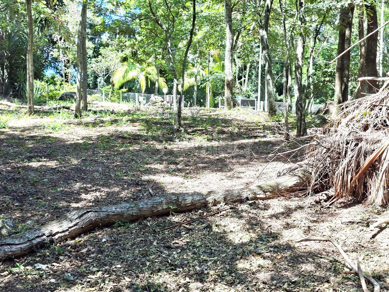 Terreno em condomínio à venda no Condomínio Vale da Santa Fé: 
