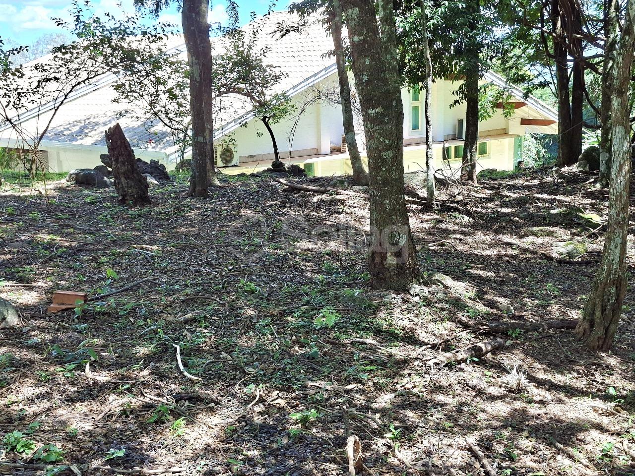 Terreno em condomínio à venda no Condomínio Vale da Santa Fé: 