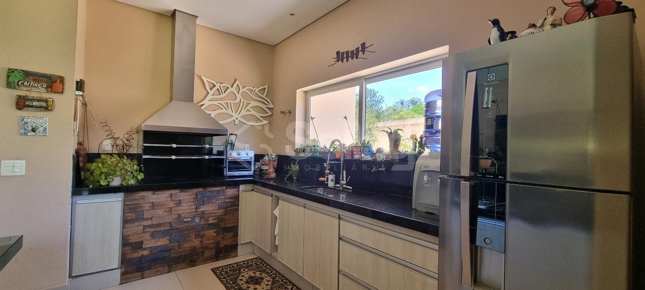 Casa em condomínio para aluguel no Condomínio São Joaquim: 