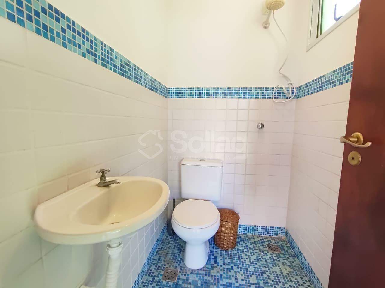 Casa em condomínio à venda no Condomínio Recanto dos Paturis: 