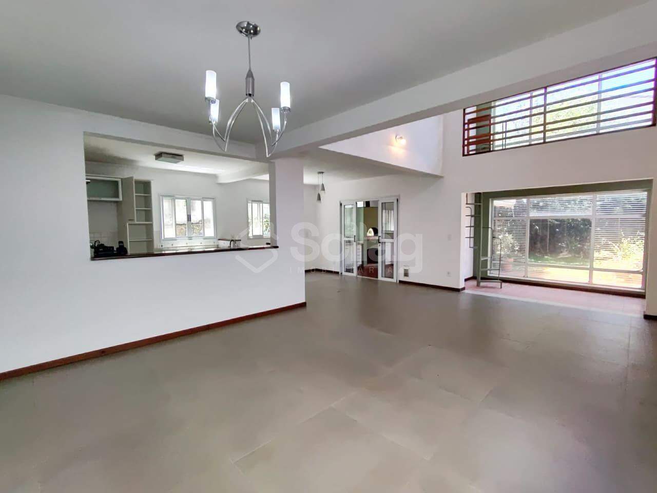 Casa em condomínio à venda no Condomínio Recanto dos Paturis: 