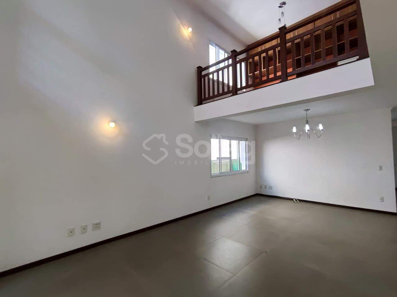Casa em condomínio à venda no Condomínio Recanto dos Paturis: 