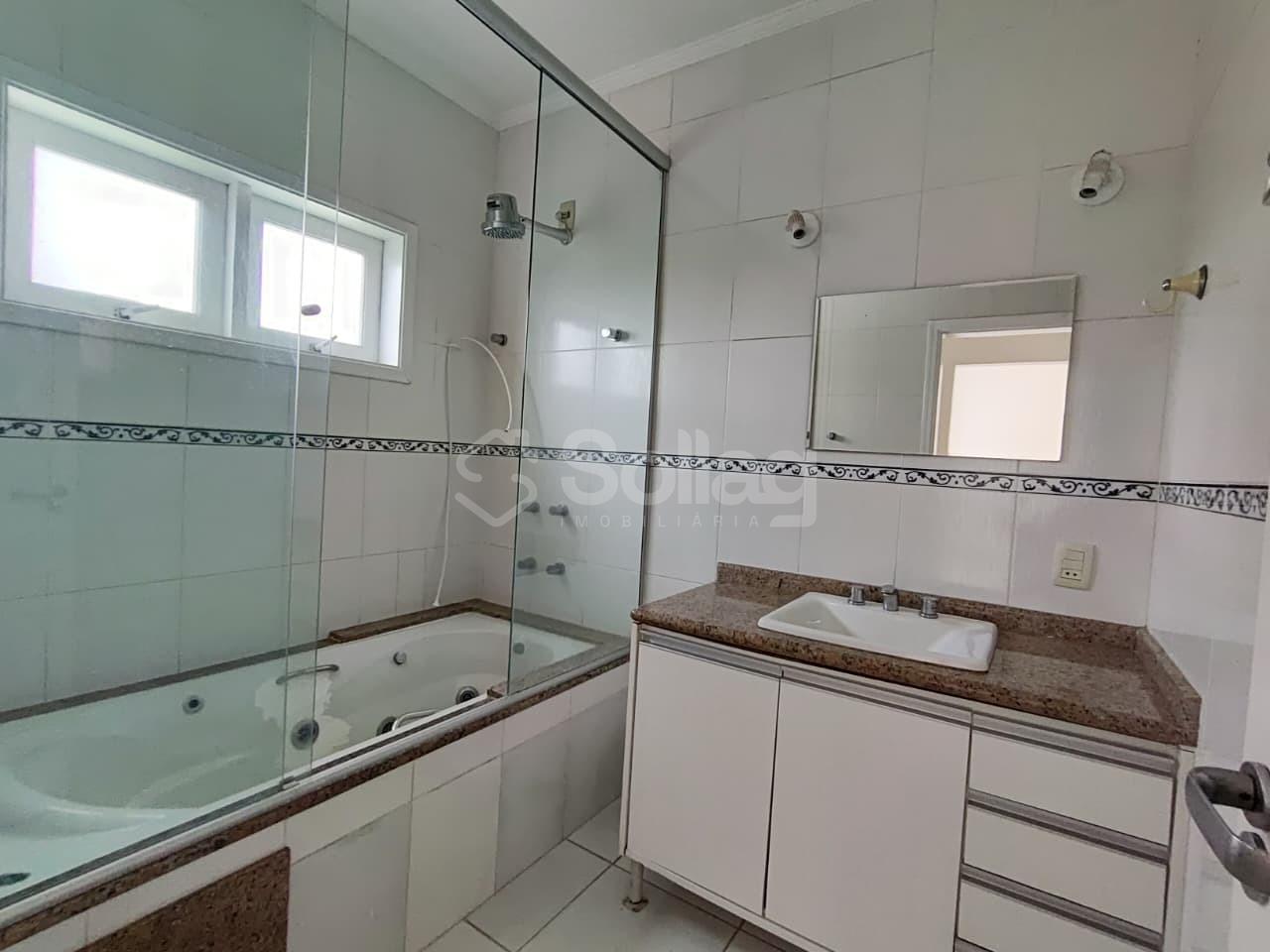 Casa em condomínio à venda no Condomínio Terras de São Francisco: 