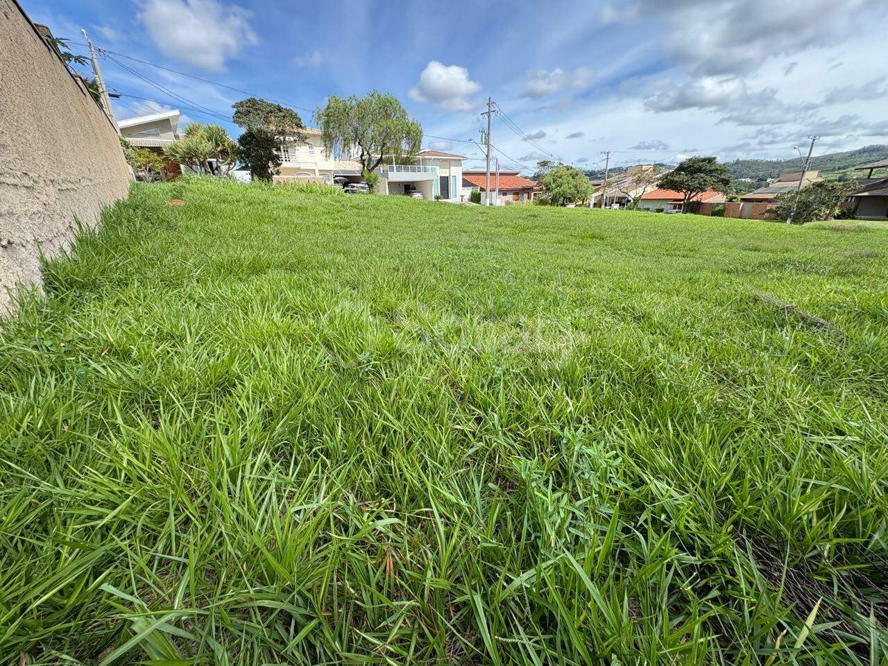Terreno em condomínio à venda no Condomínio Villagio Capriccio: 