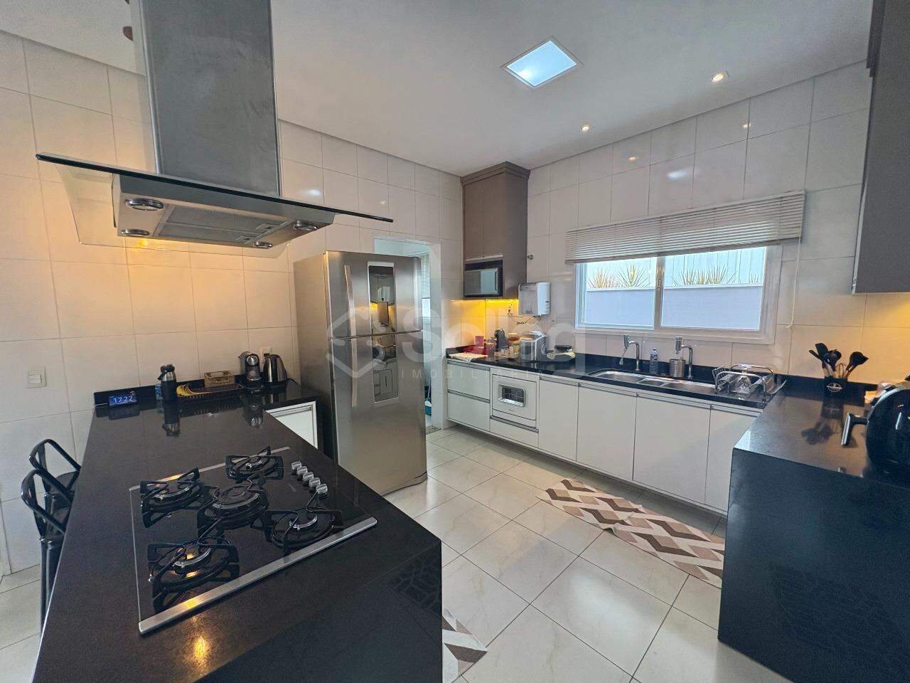 Casa em condomínio à venda no Condomínio Reserva dos Vinhedos: 