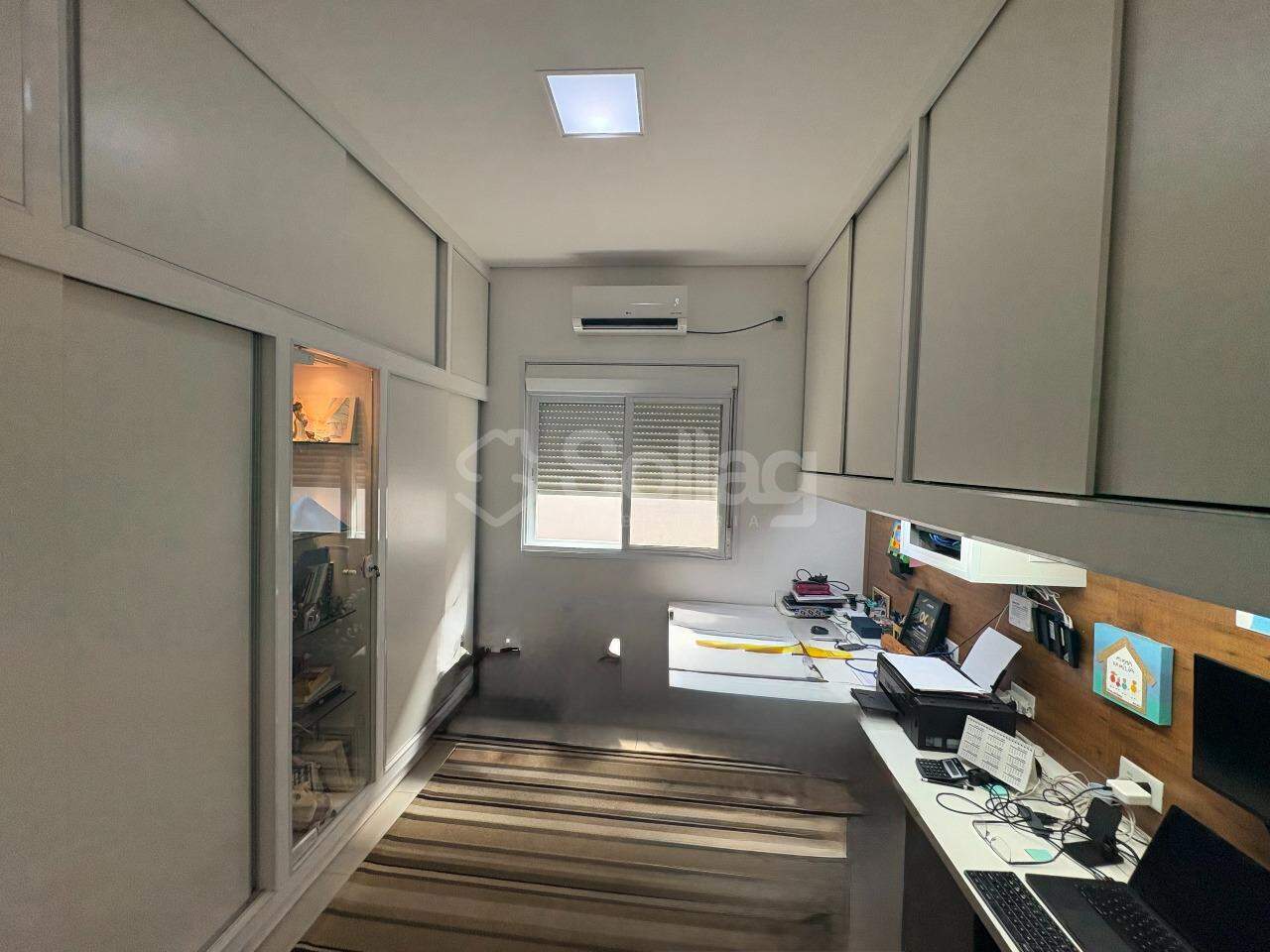 Casa em condomínio à venda no Condomínio Reserva dos Vinhedos: 