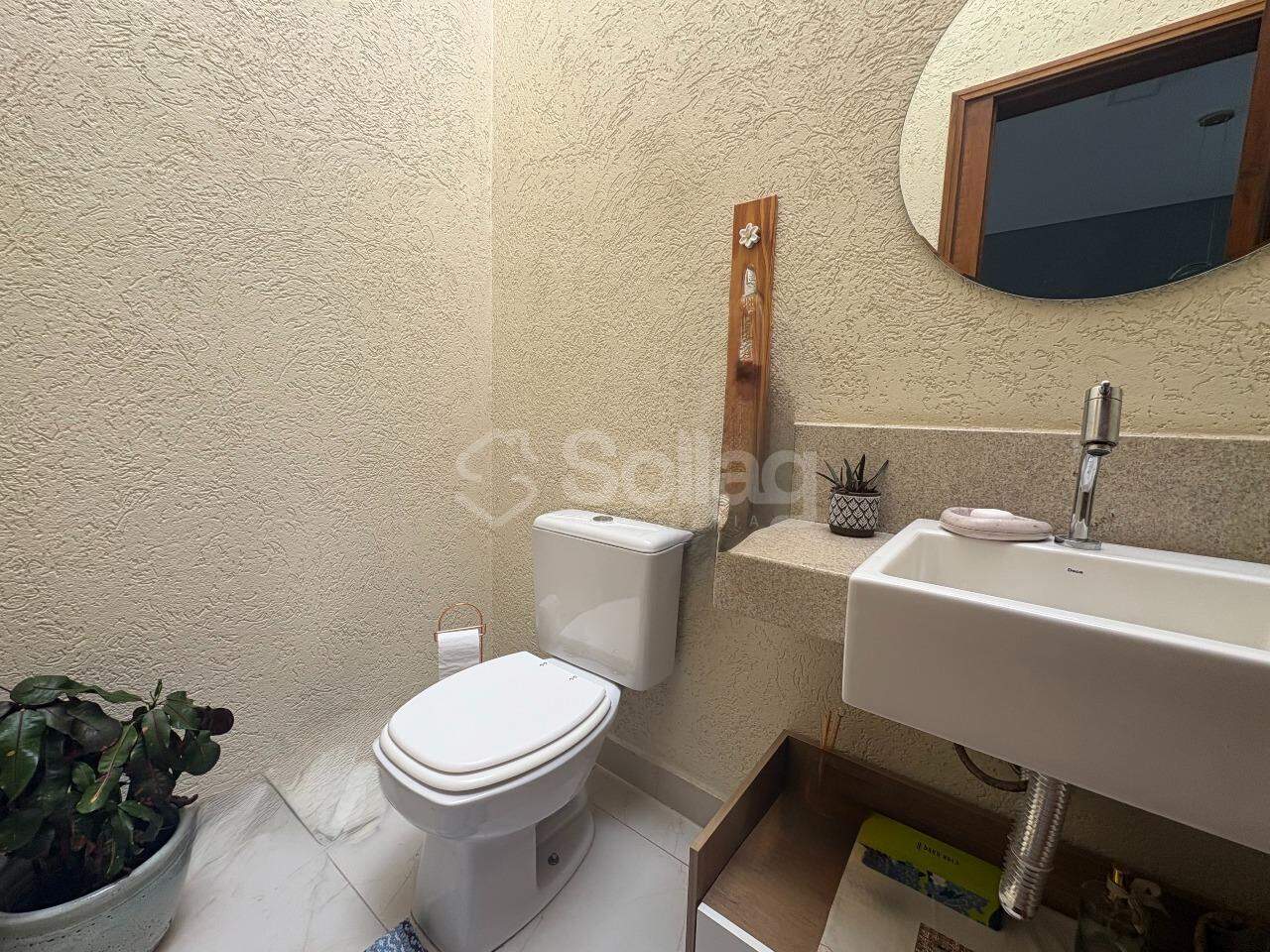 Casa em condomínio à venda no Condomínio Reserva dos Vinhedos: 