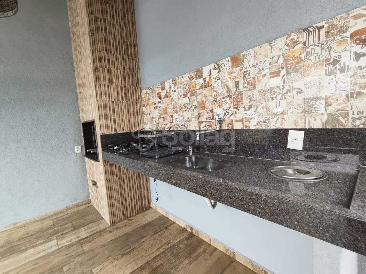 Casa em condomínio para aluguel no Via Castelli: 