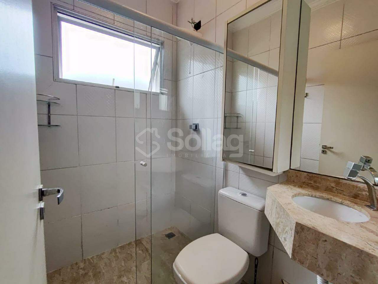 Casa em condomínio para aluguel no Via Castelli: 