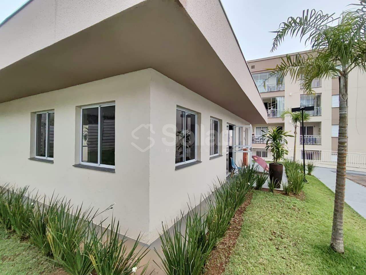 Casa em condomínio para aluguel no Via Castelli: 