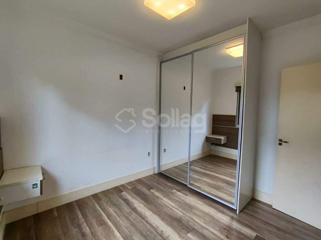 Casa em condomínio para aluguel no Via Castelli: 