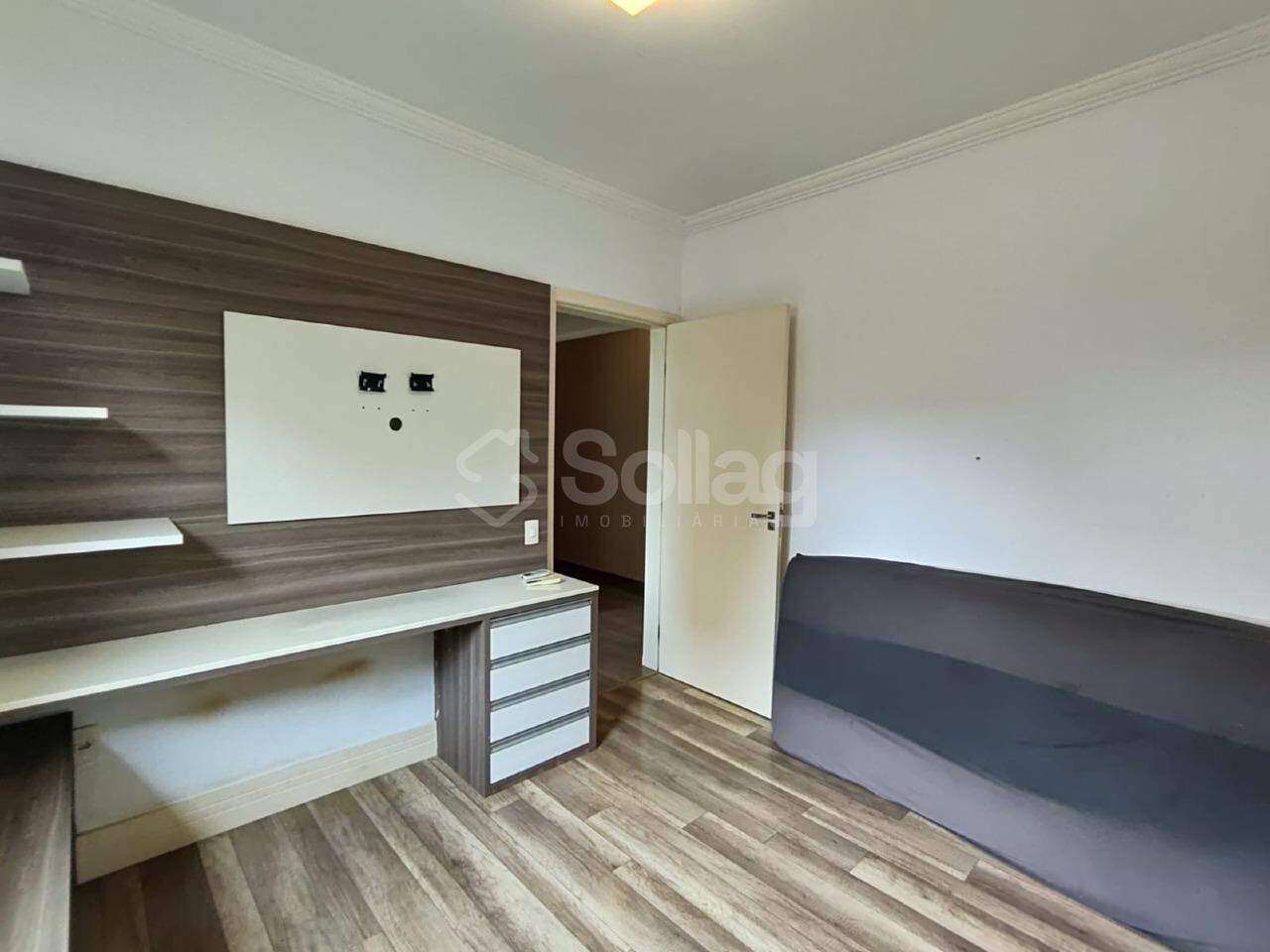 Casa em condomínio para aluguel no Via Castelli: 