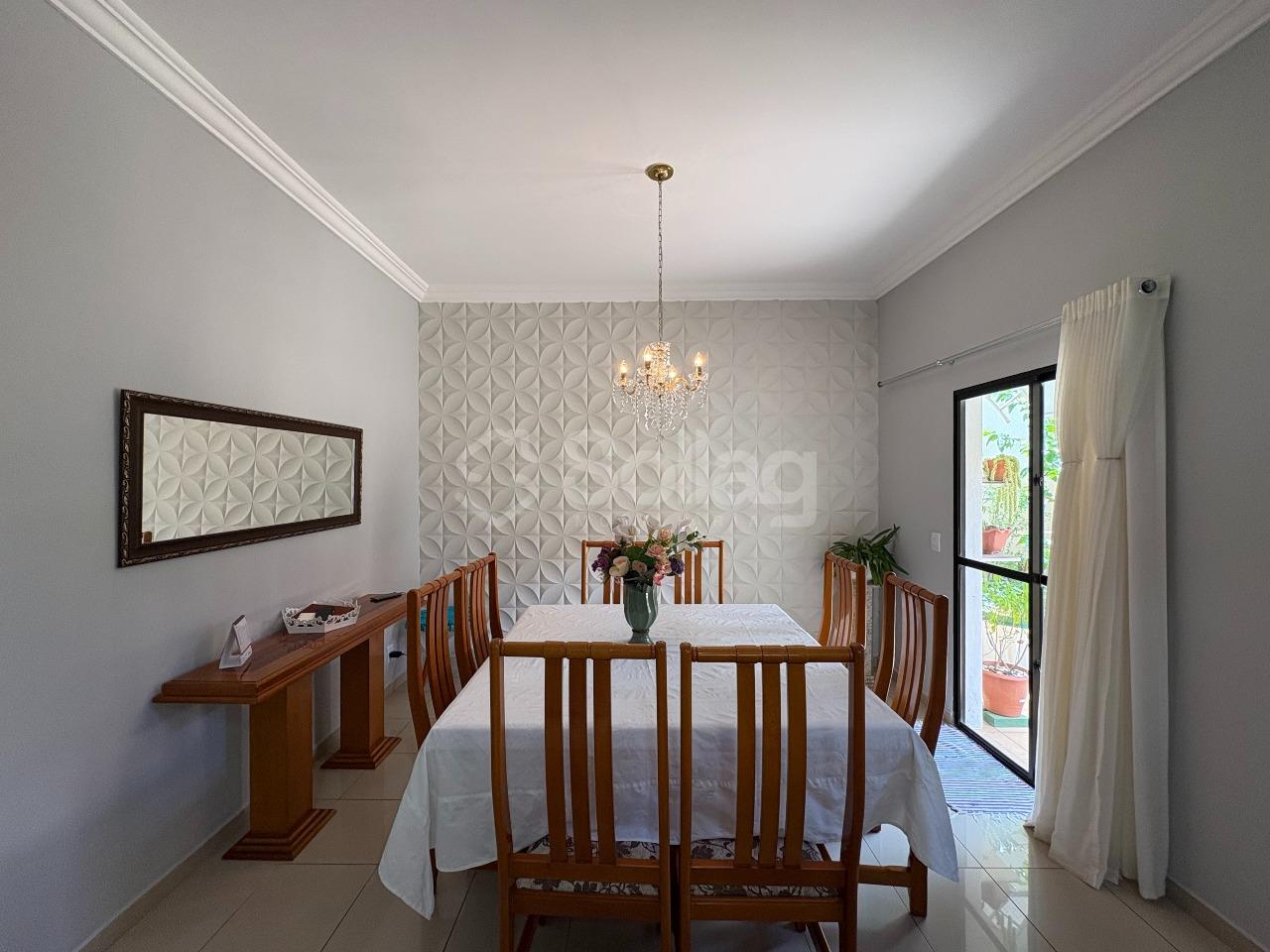 Casa em condomínio à venda no Condomínio Grape Village: