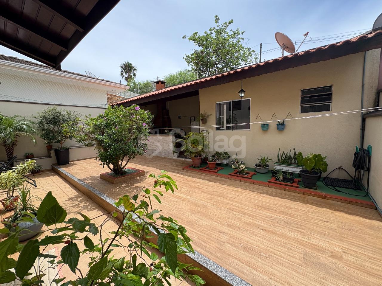 Casa em condomínio à venda no Condomínio Grape Village: