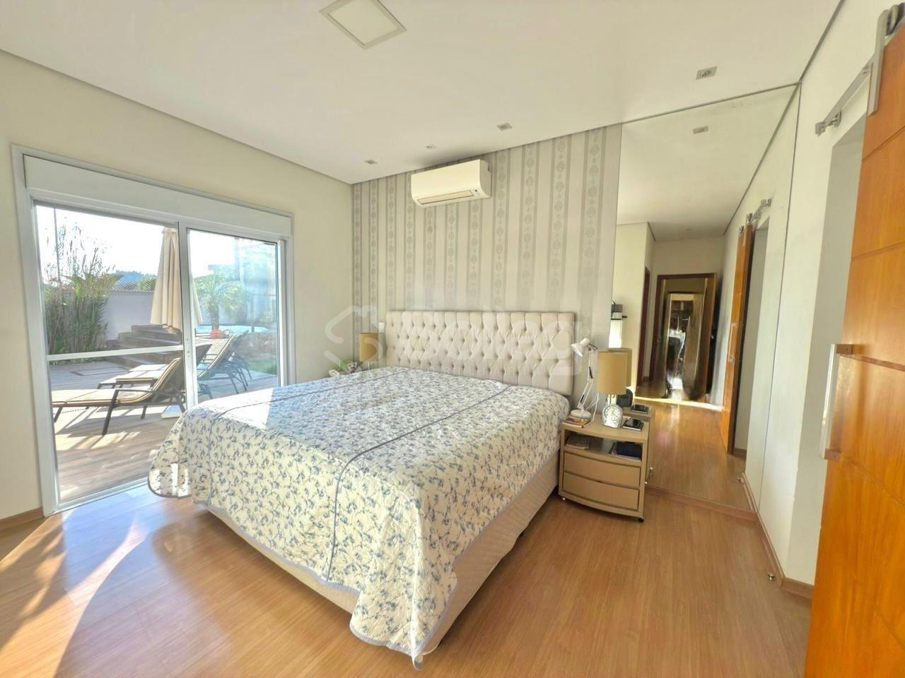 Casa em condomínio à venda no Condomínio Vila Hípica 2: